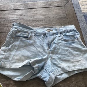 Mid rise, light blue Jean shorts boyfriend style